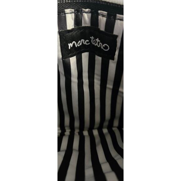 Marc Tetro Coin/Purse/Wallet Schnauzer Graphic Pre-Loved - Picture 7 of 7